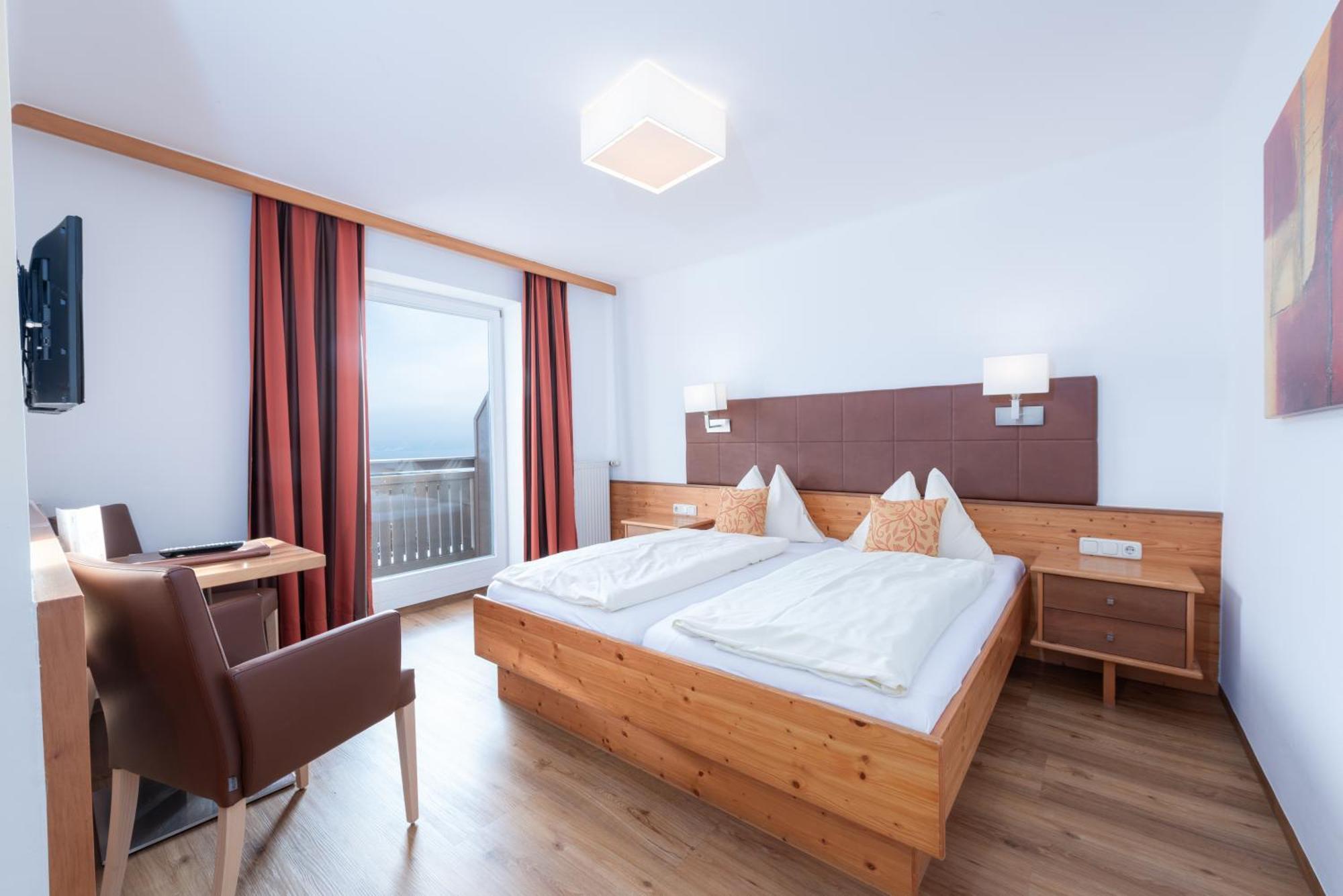 Hotel Schoenberger Nussdorf am Attersee Kültér fotó