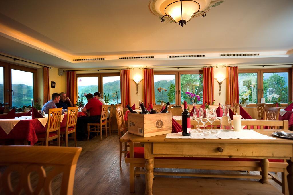 Hotel Schoenberger Nussdorf am Attersee Kültér fotó